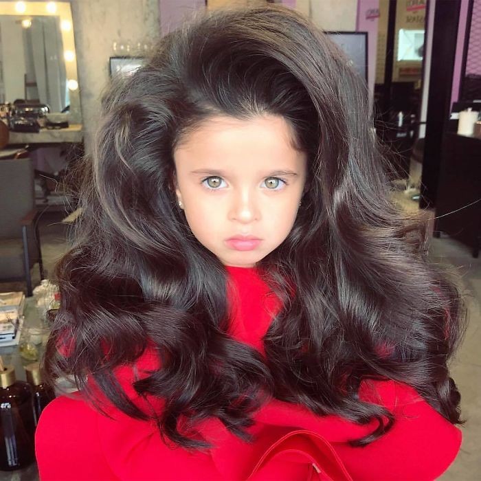 Você ficará surpreso ao ver o cabelo dessa menina de 5 anos! mia aflalo 3 - Você ficará surpreso ao ver o cabelo dessa menina de 5 anos!