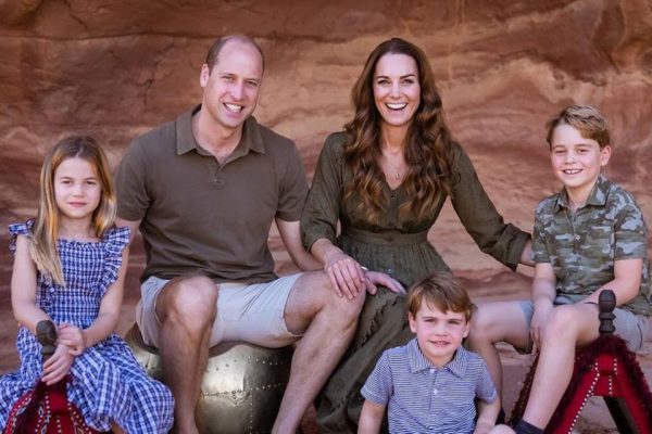 Princesa Charlote principe William e Kate Middleton 2 600x400 1 - Príncipe William: É assim que ele reagiria se um de seus filhos se declarasse homossexual
