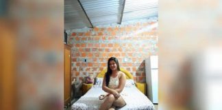 “Sem reboco, teto de zinco, mas com casa própria.”, diz jovem feliz em seu próprio lar!
